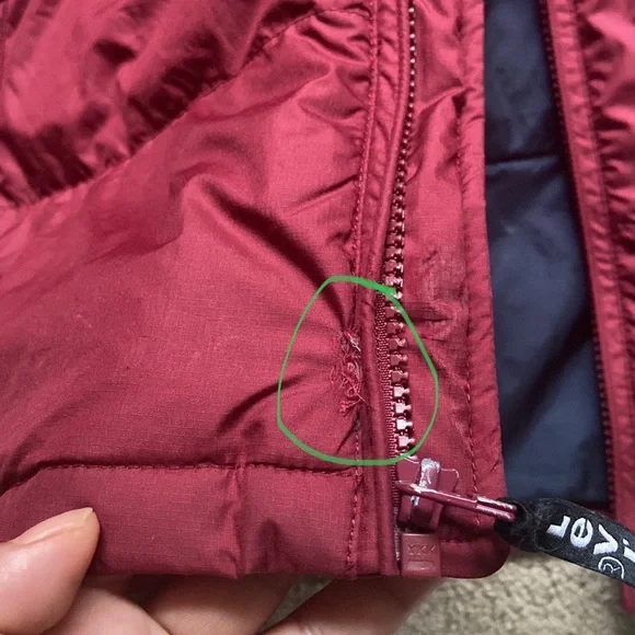 LEVI'S RETRO 90S INDIE PUFFER DOWN JACKET - Picture 12 of 13